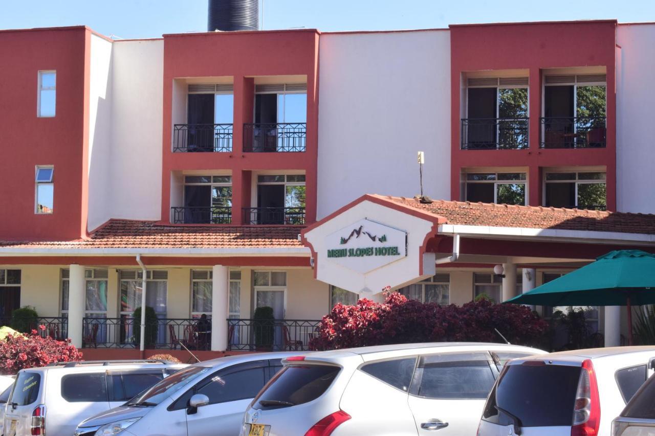 Meru Slopes Hotel Buitenkant foto