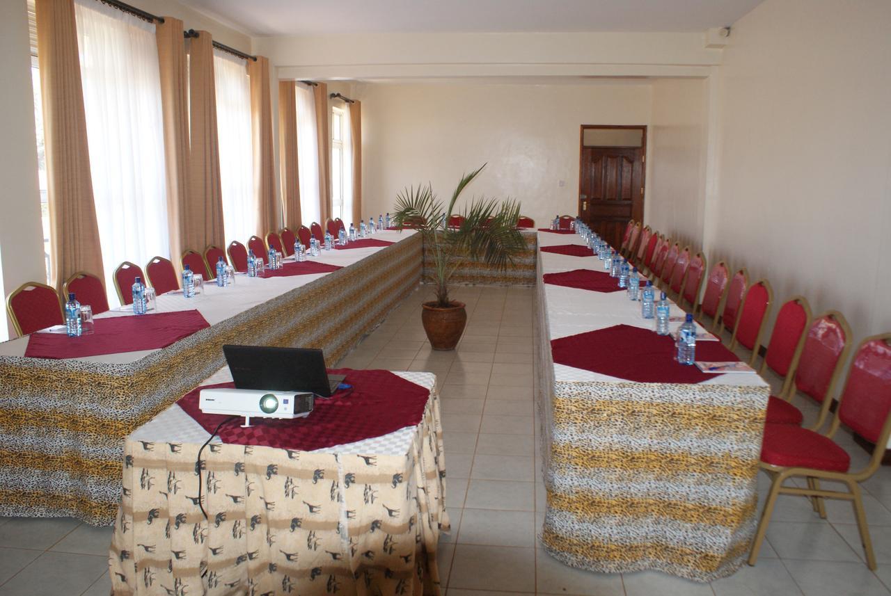 Meru Slopes Hotel Buitenkant foto